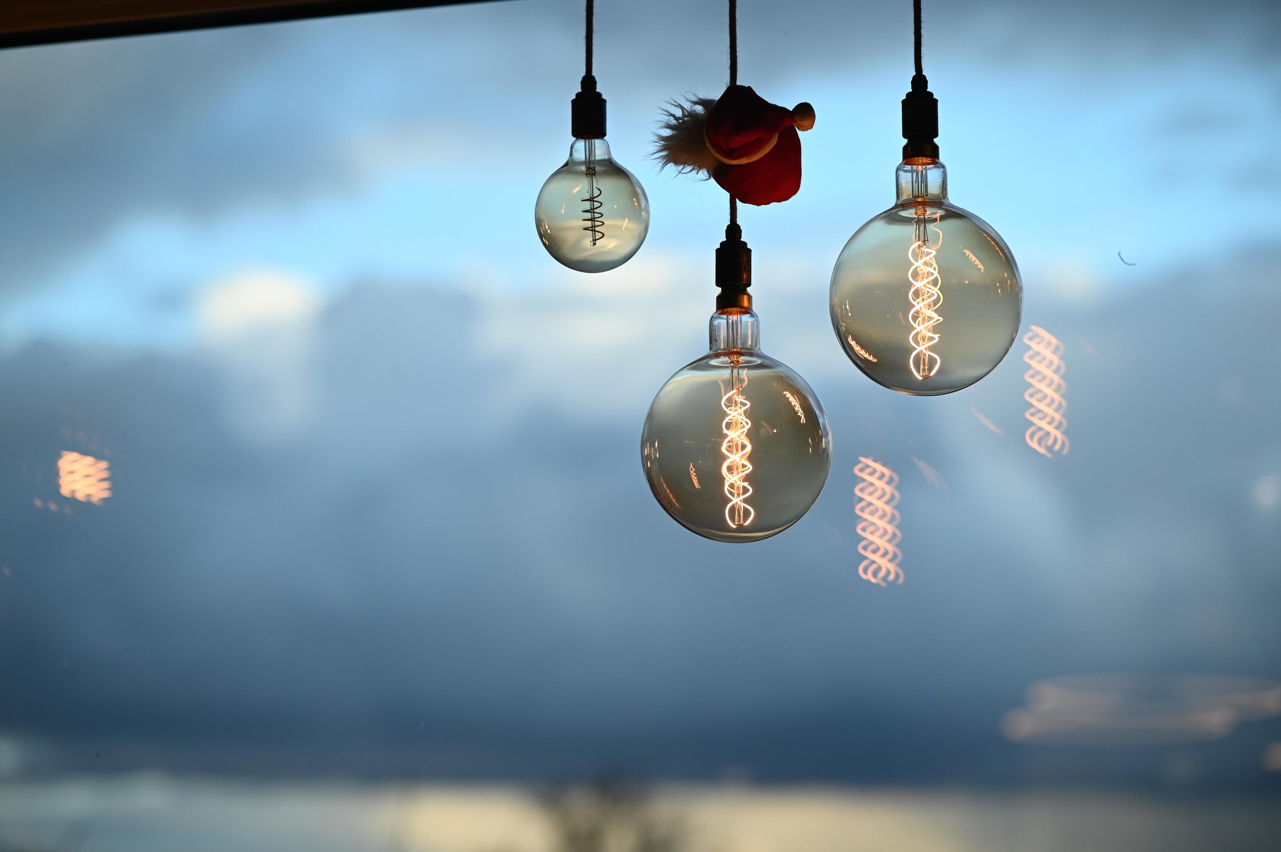 Stimmungsvolle Lichter im Cafe Bernrain